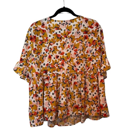 Floral Ruffle Blouse - Picture 6 of 7
